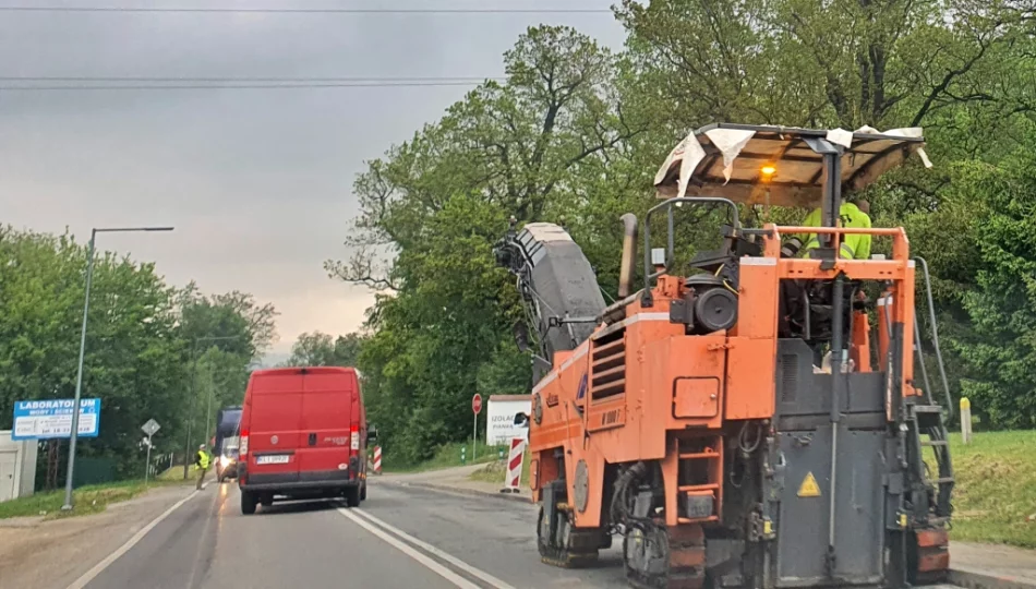 Ruch wahadłowy na drodze wojewódzkiej - zdjęcie 1