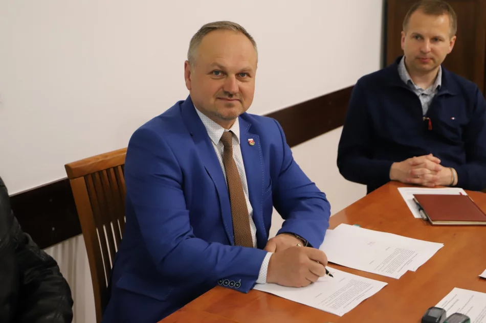 Kolejne środki na modernizacje dróg na terenie gminy Limanowa - zdjęcie 3