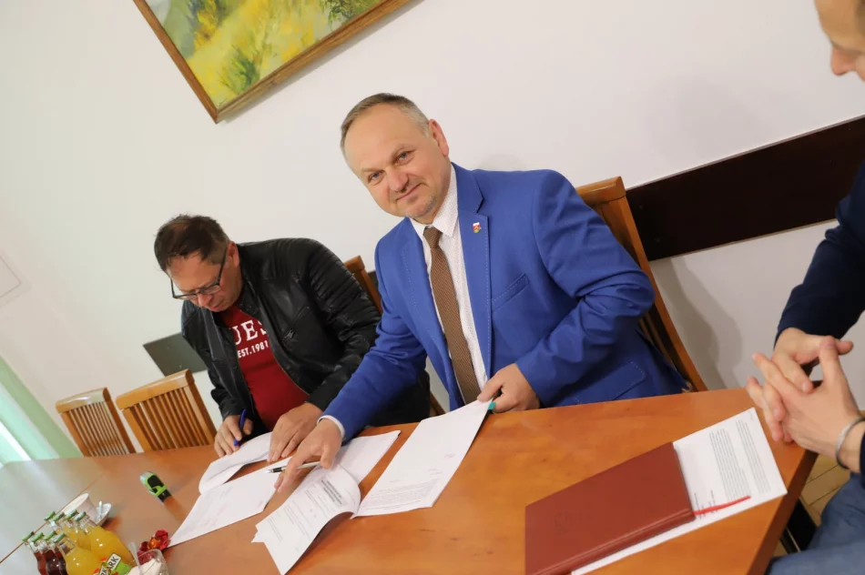 Kolejne środki na modernizacje dróg na terenie gminy Limanowa - zdjęcie 9