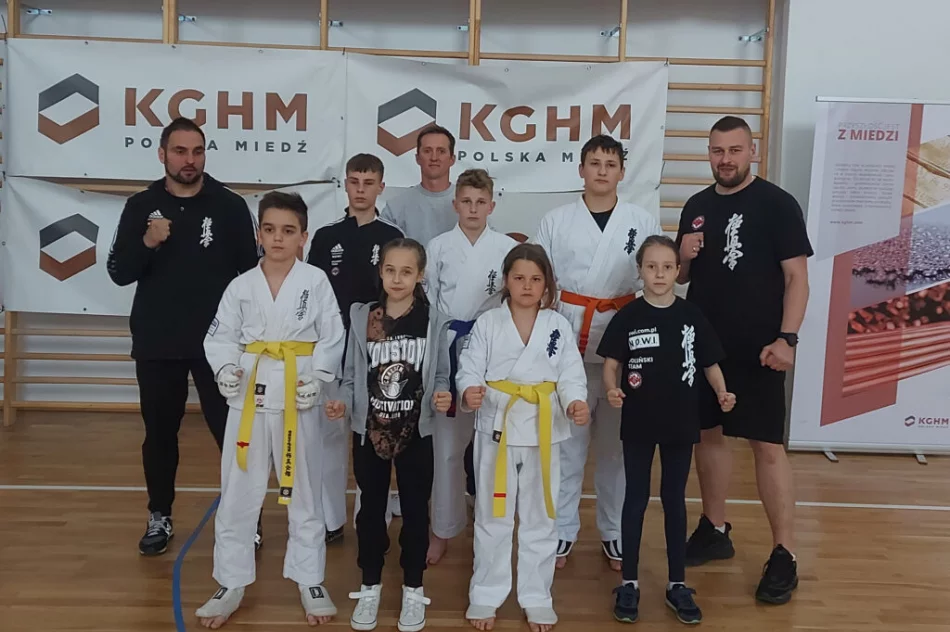 Złoto dla Filipa Kaima i 3 medale dla karateków z Limanowski Klub Kyokushin Karate w Przemyślu - zdjęcie 7