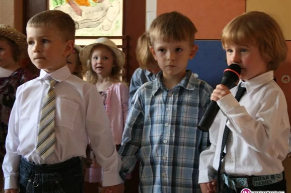 Dzień Matki w żłobku - zdjęcie 2