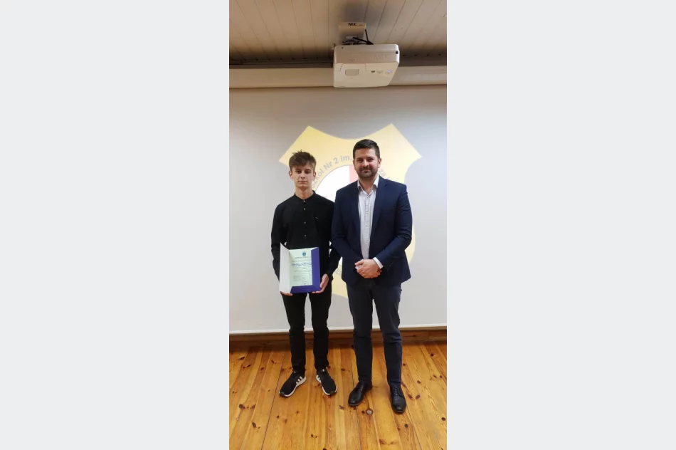 Kolejny uczeń z Limanowej zwycięża w Olimpiadzie - zdjęcie 2