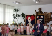 Dzień Mamy w Szkole Podstawowej w Męcinie - zdjęcie główne