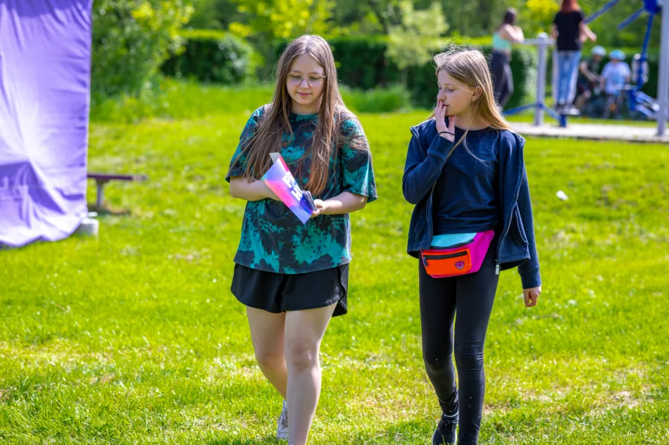 Holi - Święto kolorów - zdjęcie 14