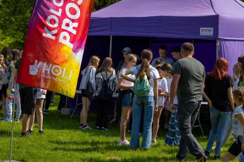 Holi - Święto kolorów - zdjęcie 18