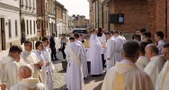 Święcenia kapłańskie w diecezji tarnowskiej - 11 nowych kapłanów - zdjęcie 1