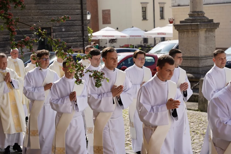 Święcenia kapłańskie w diecezji tarnowskiej - 2023 - zdjęcie 7