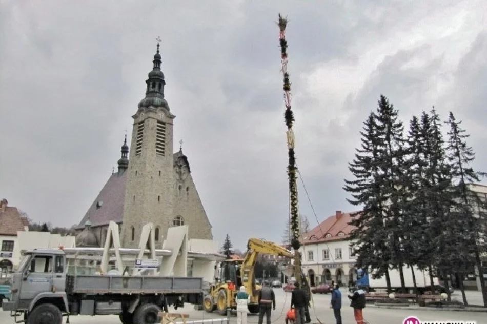 Palma Wielkanocna na limanowskim rynku - zdjęcie 3