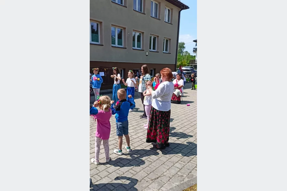 Słoneczny Dzień Dziecka w Męcinie - zdjęcie 2