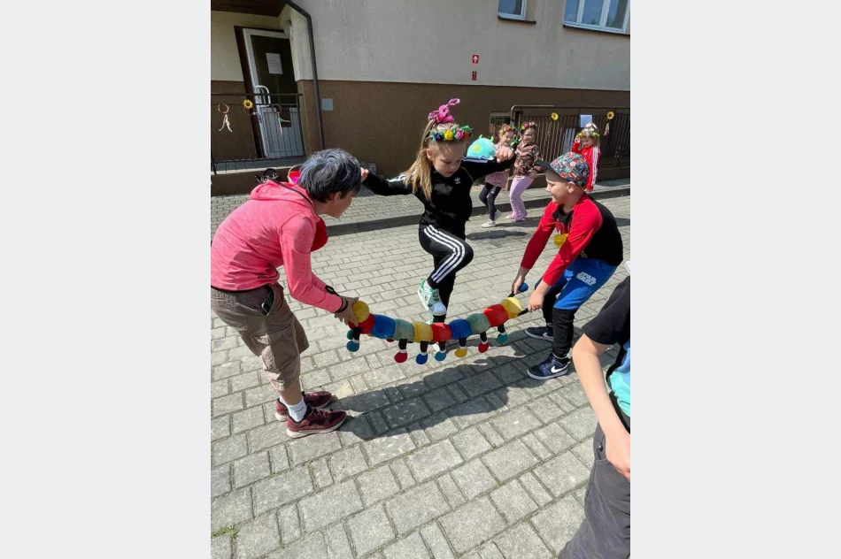 Słoneczny Dzień Dziecka w Męcinie - zdjęcie 5