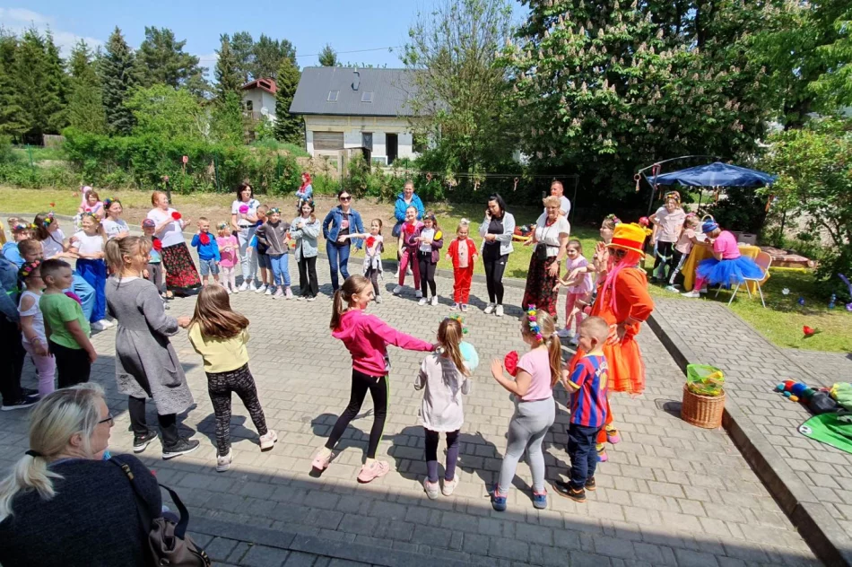 Słoneczny Dzień Dziecka w Męcinie - zdjęcie 10