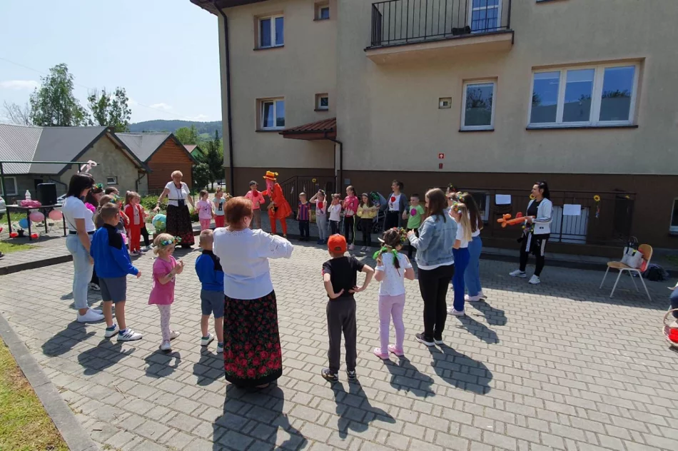 Słoneczny Dzień Dziecka w Męcinie - zdjęcie 12