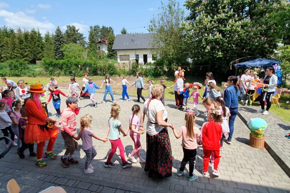 Słoneczny Dzień Dziecka w Męcinie - zdjęcie 14