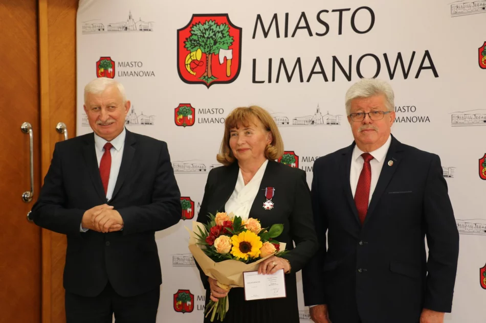 Przewodnicząca Rady Miasta odznaczona Srebrnym Krzyżem Zasługi - zdjęcie 10