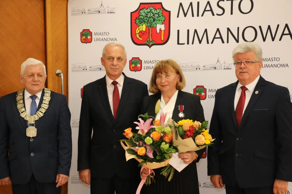 Przewodnicząca Rady Miasta odznaczona Srebrnym Krzyżem Zasługi - zdjęcie 19