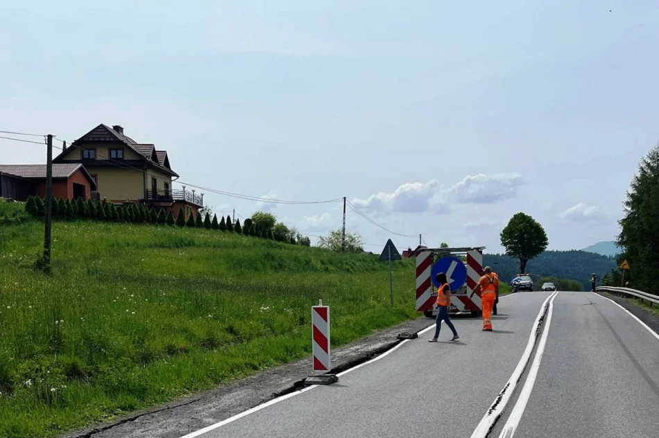 Osuwisko na drodze krajowej! Jeden pas zamknięty - zdjęcie 7