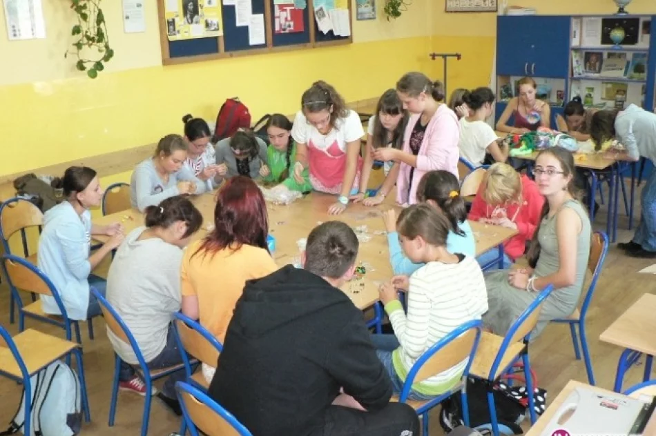 Szkolne Koło Wolontariatu ZSS Nr 2 w Limanowej - zdjęcie 2