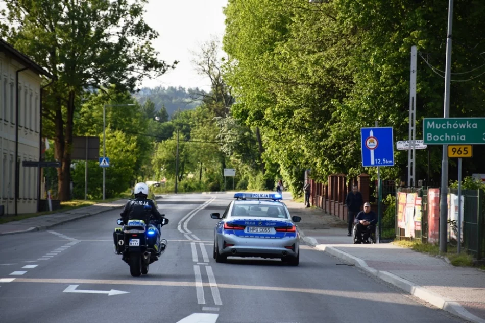 Dbali o bezpieczeństwo podczas kolarskich zmagań  - zdjęcie 5