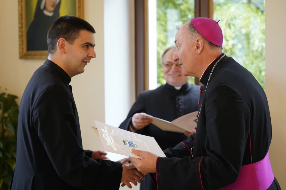 Znane nowe parafie księży neoprezbiterów - zdjęcie 4