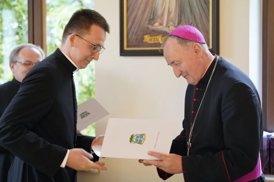 Znane nowe parafie księży neoprezbiterów - zdjęcie 8