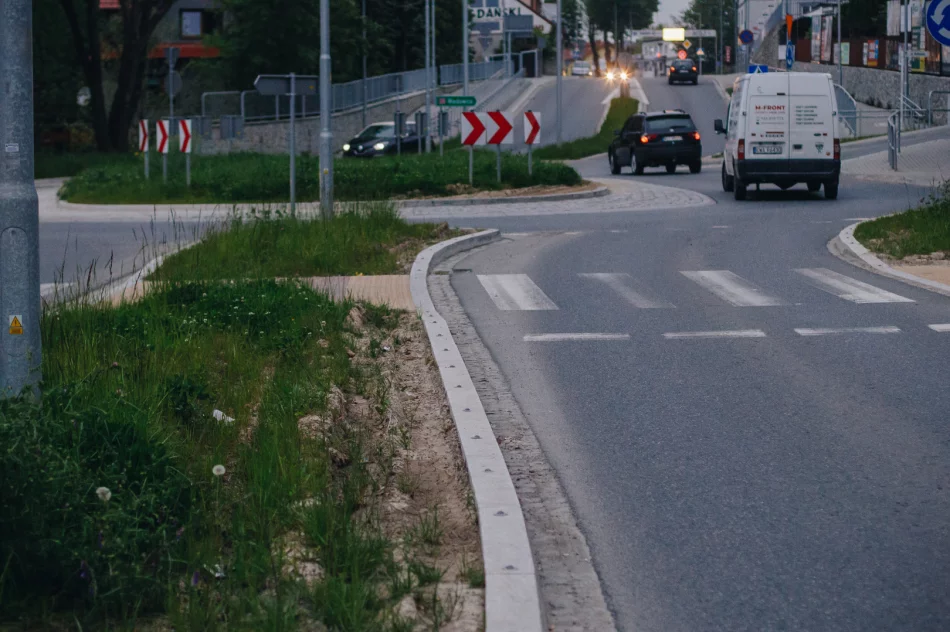 Rondo spełnia wymogi, GDDKiA nie zamierza nic zmieniać - zdjęcie 8