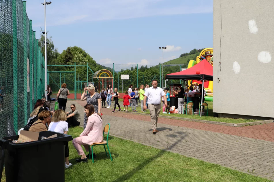 Dzień Dziecka w Szkole Podstawowej w Łososinie Górnej - zdjęcie 4