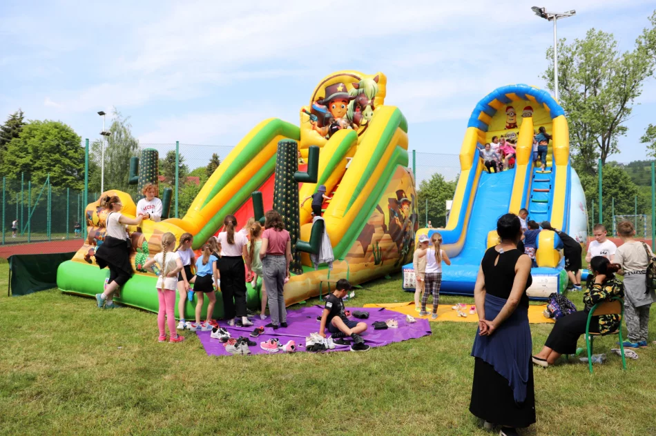 Dzień Dziecka w Szkole Podstawowej w Łososinie Górnej - zdjęcie 9