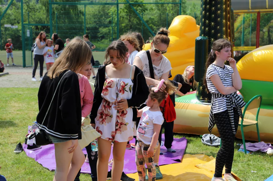 Dzień Dziecka w Szkole Podstawowej w Łososinie Górnej - zdjęcie 15