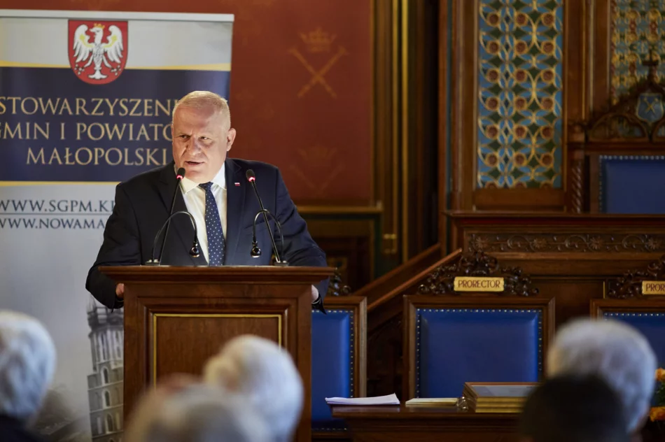 Małopolska: Medale Stulecia Odzyskanej Niepodległości dla zasłużonych samorządowców - zdjęcie 17