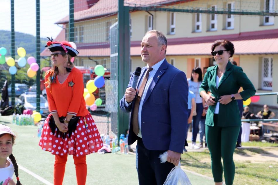 Piknik Polsko – Ukraiński w Szkole Podstawowej w Mordarce-Dzień Dziecka - zdjęcie 11