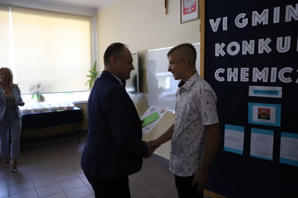 VI Gminny Konkurs Chemiczny w Szkole Podstawowej w Pisarzowej - zdjęcie 5