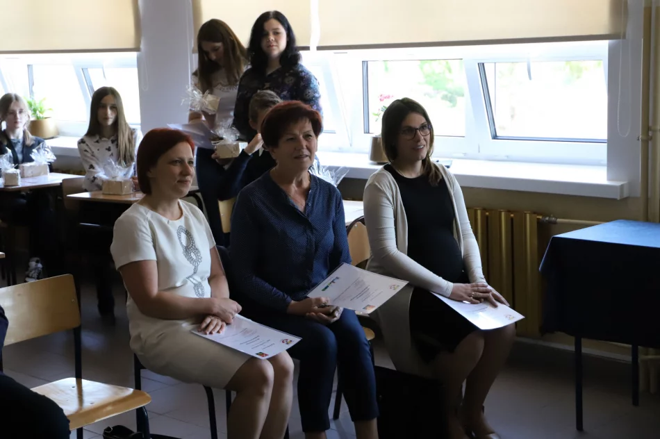 VI Gminny Konkurs Chemiczny w Szkole Podstawowej w Pisarzowej - zdjęcie 8