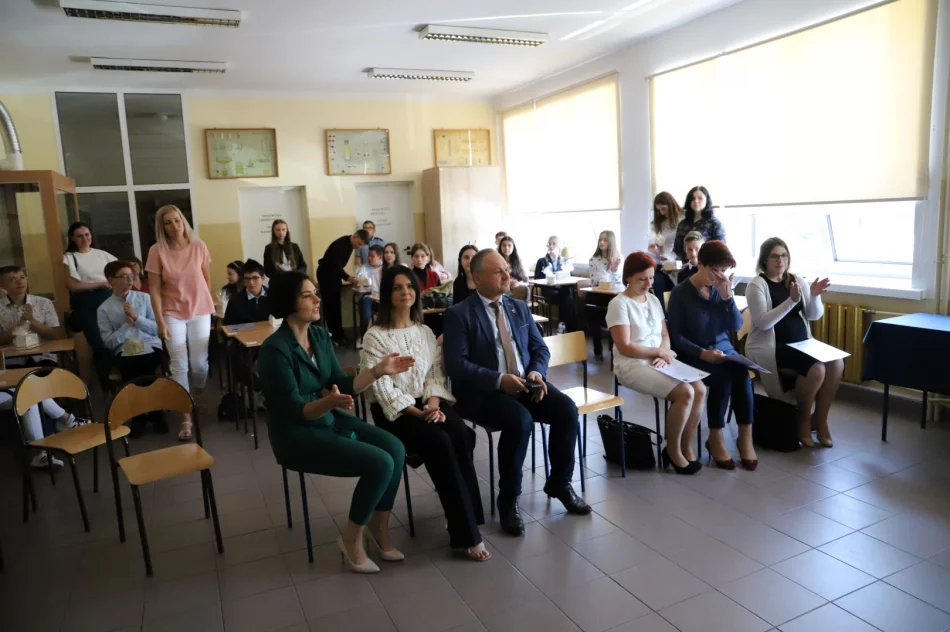 VI Gminny Konkurs Chemiczny w Szkole Podstawowej w Pisarzowej - zdjęcie 9