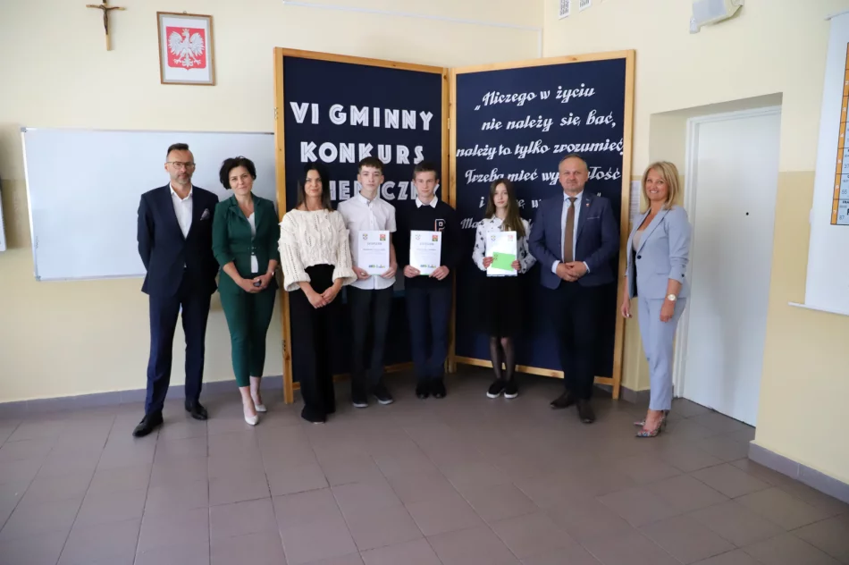 VI Gminny Konkurs Chemiczny w Szkole Podstawowej w Pisarzowej - zdjęcie 11