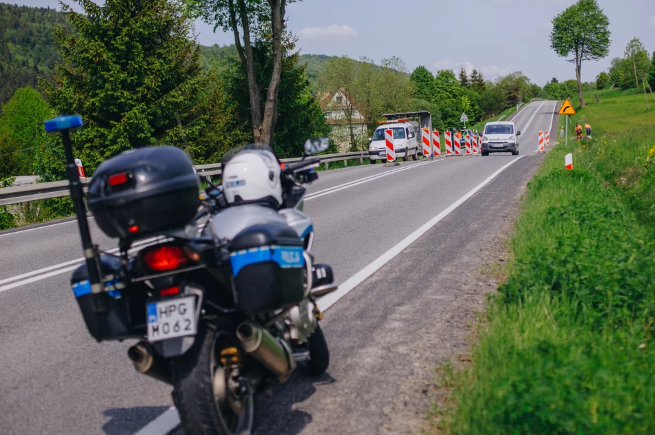 Osuwisko na DK 28 w Kasinie Wielkiej - zdjęcie 4