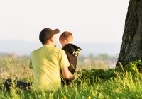 Ojciec-wzór czy miś-przytulaś? Mężczyźni i ich relacje z ojcostwem - zdjęcie główne