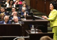 Kontrowersyjnie niski czynsz (116 zł) za mieszkanie komunalne posłanki Anny Paluch - zdjęcie główne