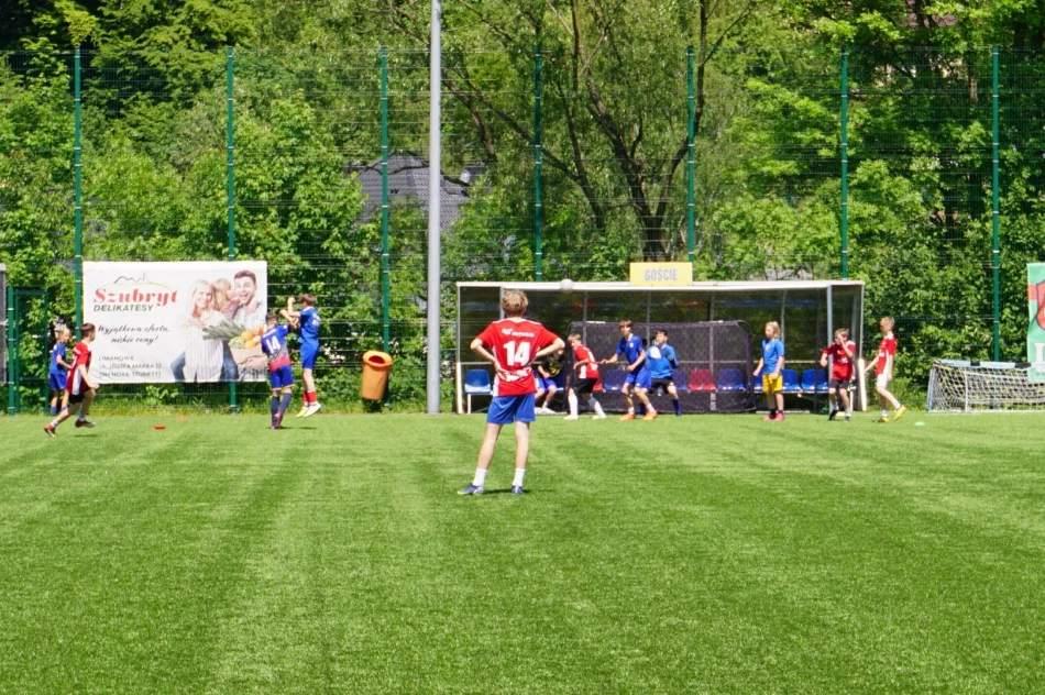 Chłopcy z Mordarki Mistrzami Powiatu w Piłce Nożnej. - zdjęcie 10