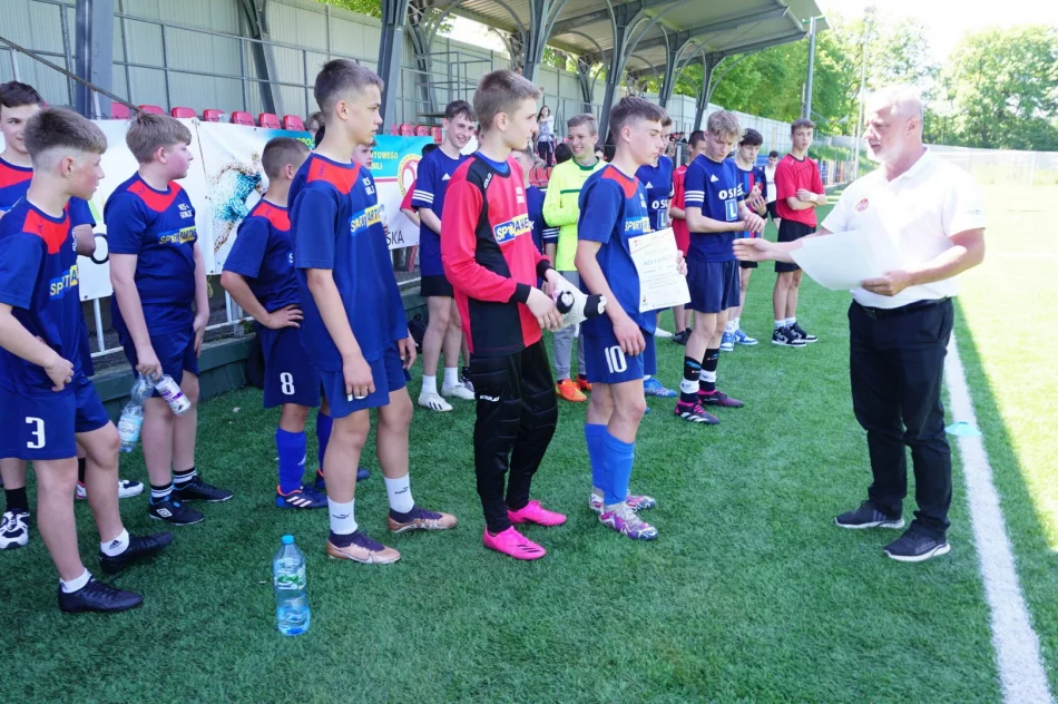 Chłopcy z Mordarki Mistrzami Powiatu w Piłce Nożnej. - zdjęcie 17