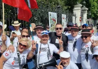 Limanowianie na "Wielkim Marszu" w Warszawie (zdjęcia) - zdjęcie główne