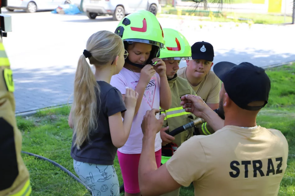 Dzień Dziecka w Szkole Podstawowej w Pisarzowej - zdjęcie 2