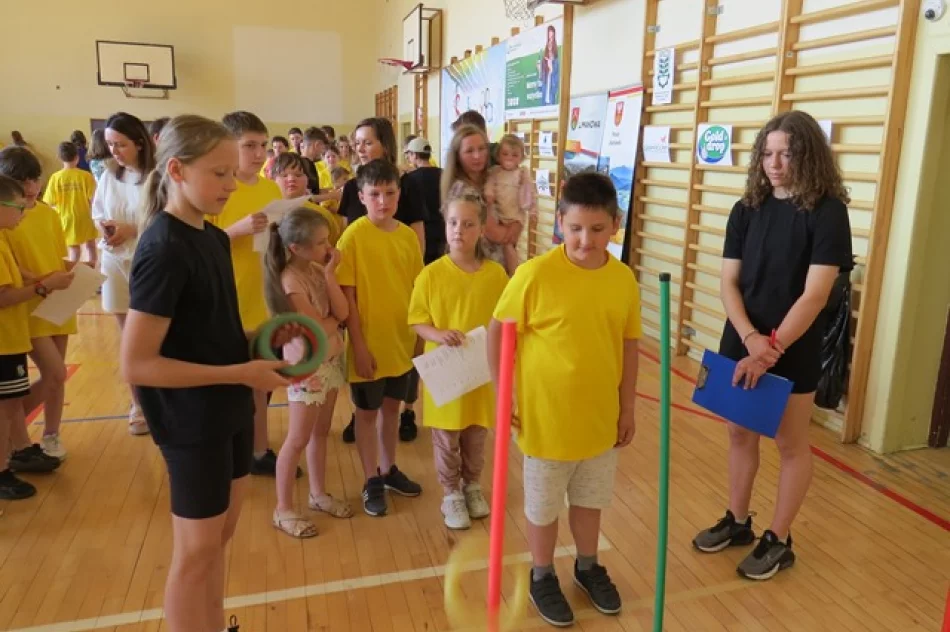 W ZSP nr 1 odbyła się XIIII Powiatowa Spartakiada Specjalna - zdjęcie 14