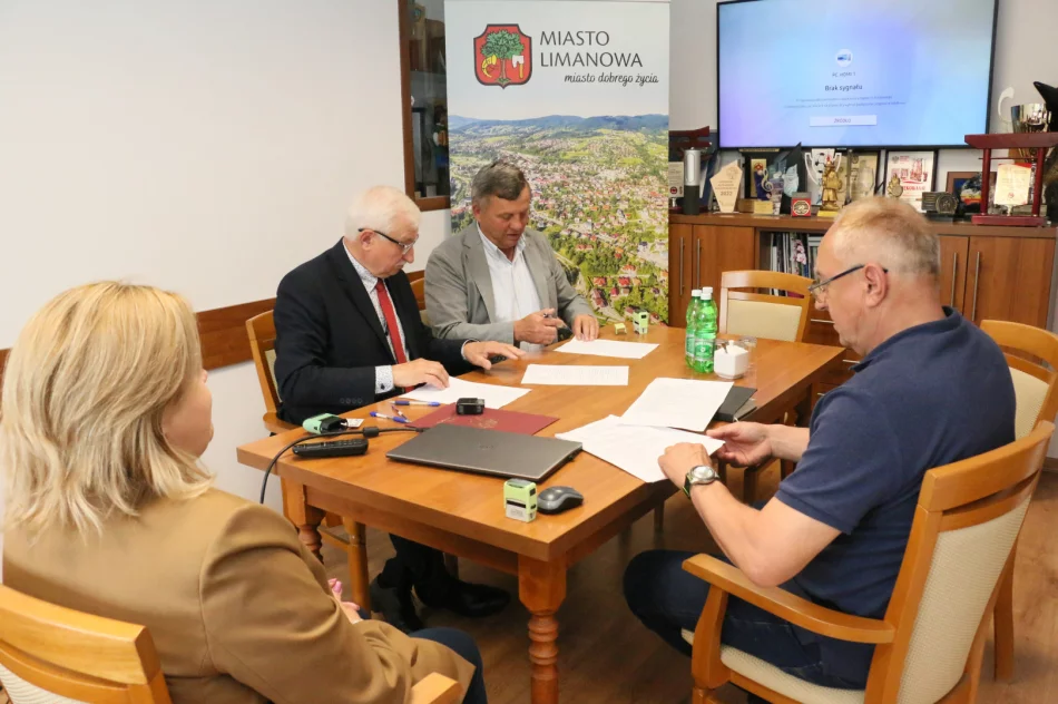 Za pozyskane środki unijne wykonany zostanie remont budynku przy ul. Kasprowicza 68 – umowa z Wykonawcą została podpisana - zdjęcie 4