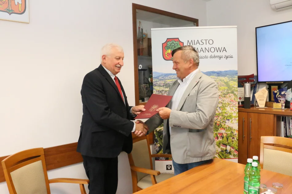 Za pozyskane środki unijne wykonany zostanie remont budynku przy ul. Kasprowicza 68 – umowa z Wykonawcą została podpisana - zdjęcie 7