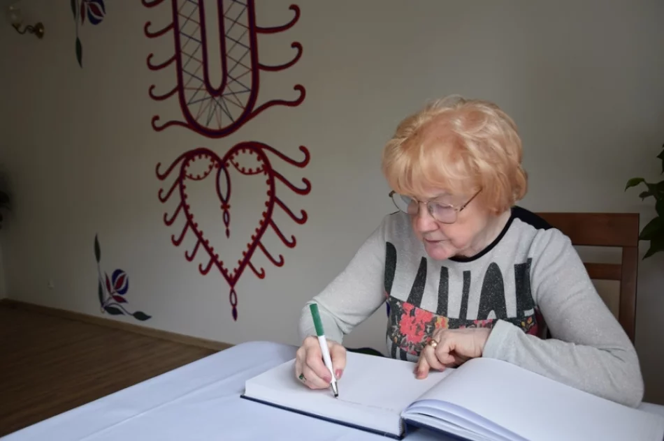 Krzemienny Krąg w Zagórzańskich Dziedzinach - zdjęcie 4