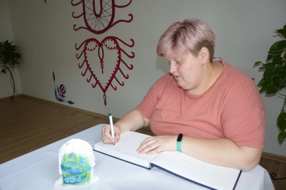 Krzemienny Krąg w Zagórzańskich Dziedzinach - zdjęcie 5