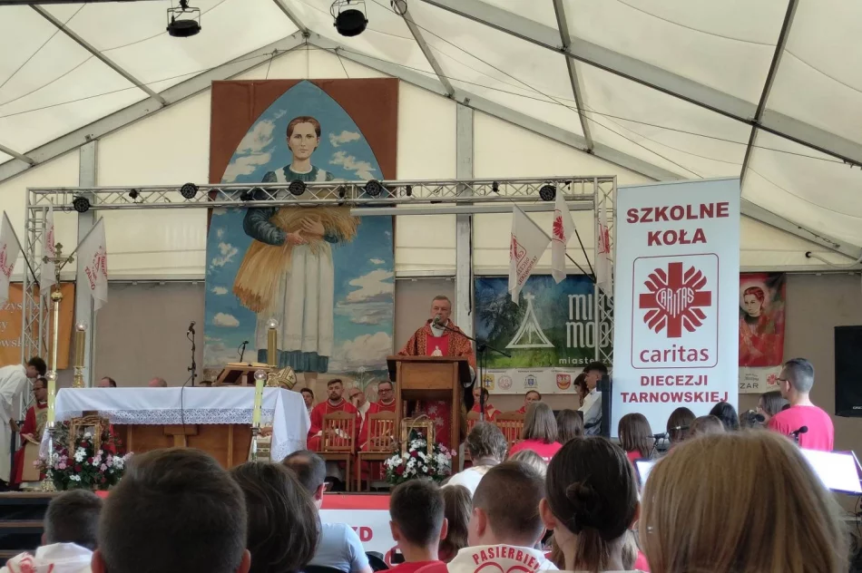Szkolne Koło Caritas z Pasierbca na XV Zjeździe Szkolnych Kół Caritas - zdjęcie 11