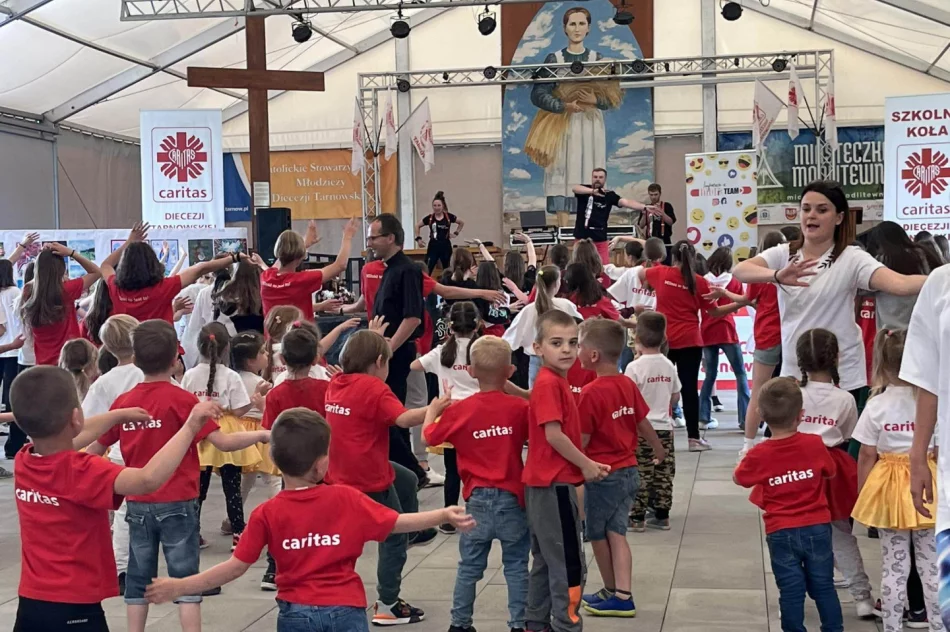 Szkolne Koło Caritas z Pasierbca na XV Zjeździe Szkolnych Kół Caritas - zdjęcie 15