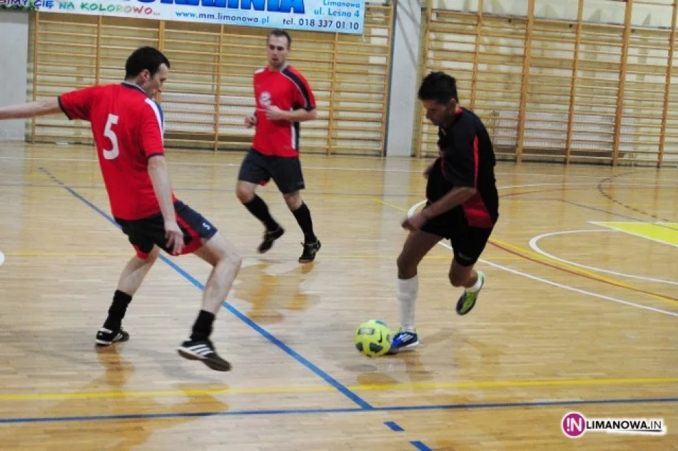 Ruszyła Limanowska Halowa Liga Futsalu - zdjęcie 4