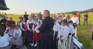 Uroczyste zakończenie nabożeństw majowych - zdjęcie 3